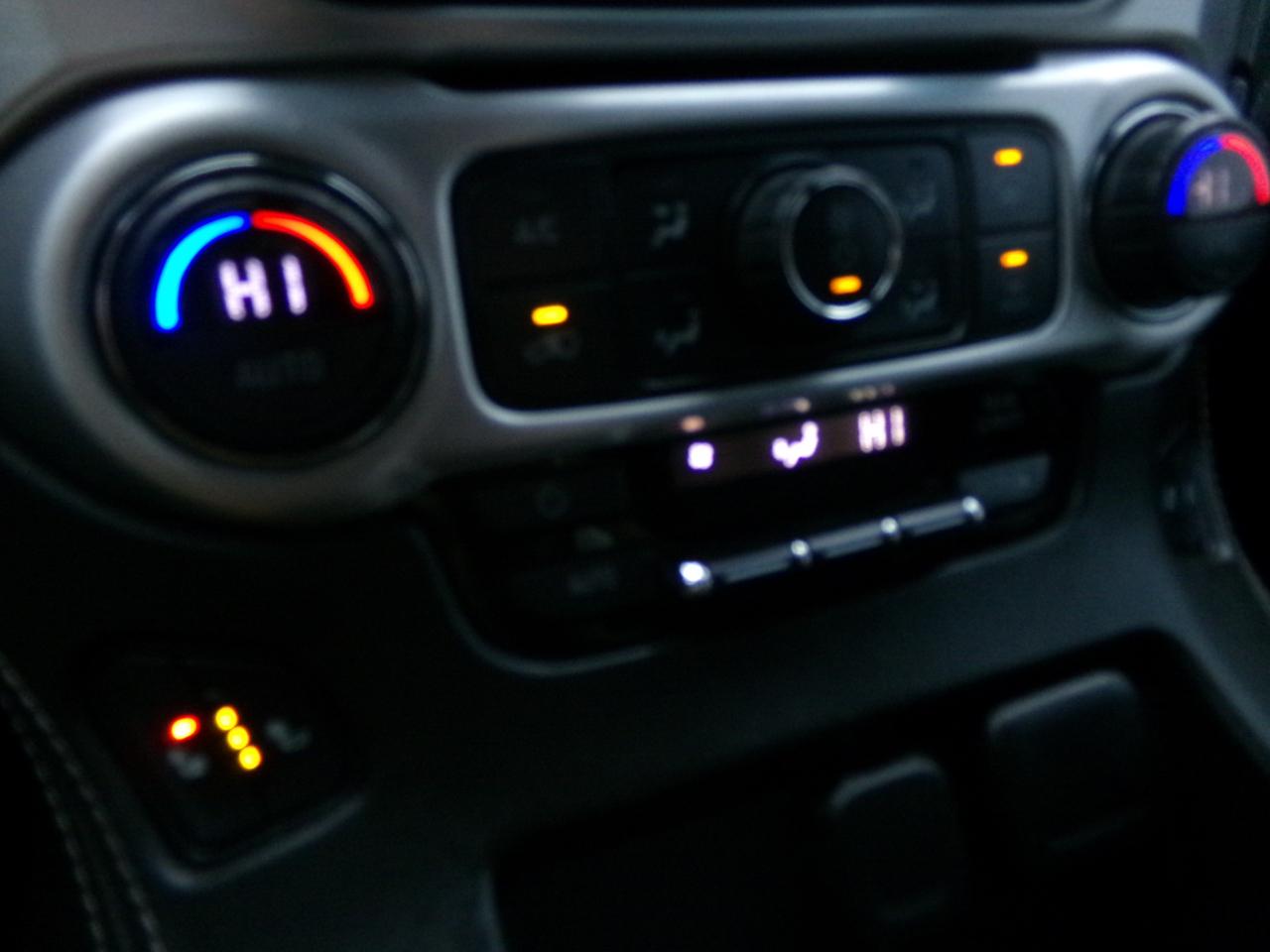 GMC Yukon XL 4WD 4dr SLT Standard Edition 2020