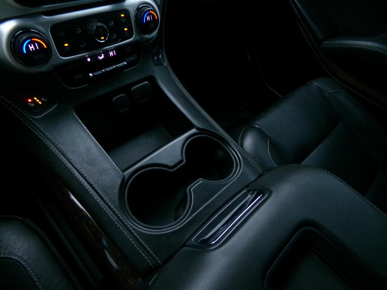 GMC Yukon XL 4WD 4dr SLT Standard Edition 2020