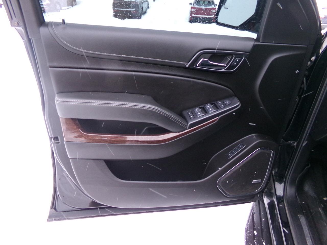 GMC Yukon XL 4WD 4dr SLT Standard Edition 2020