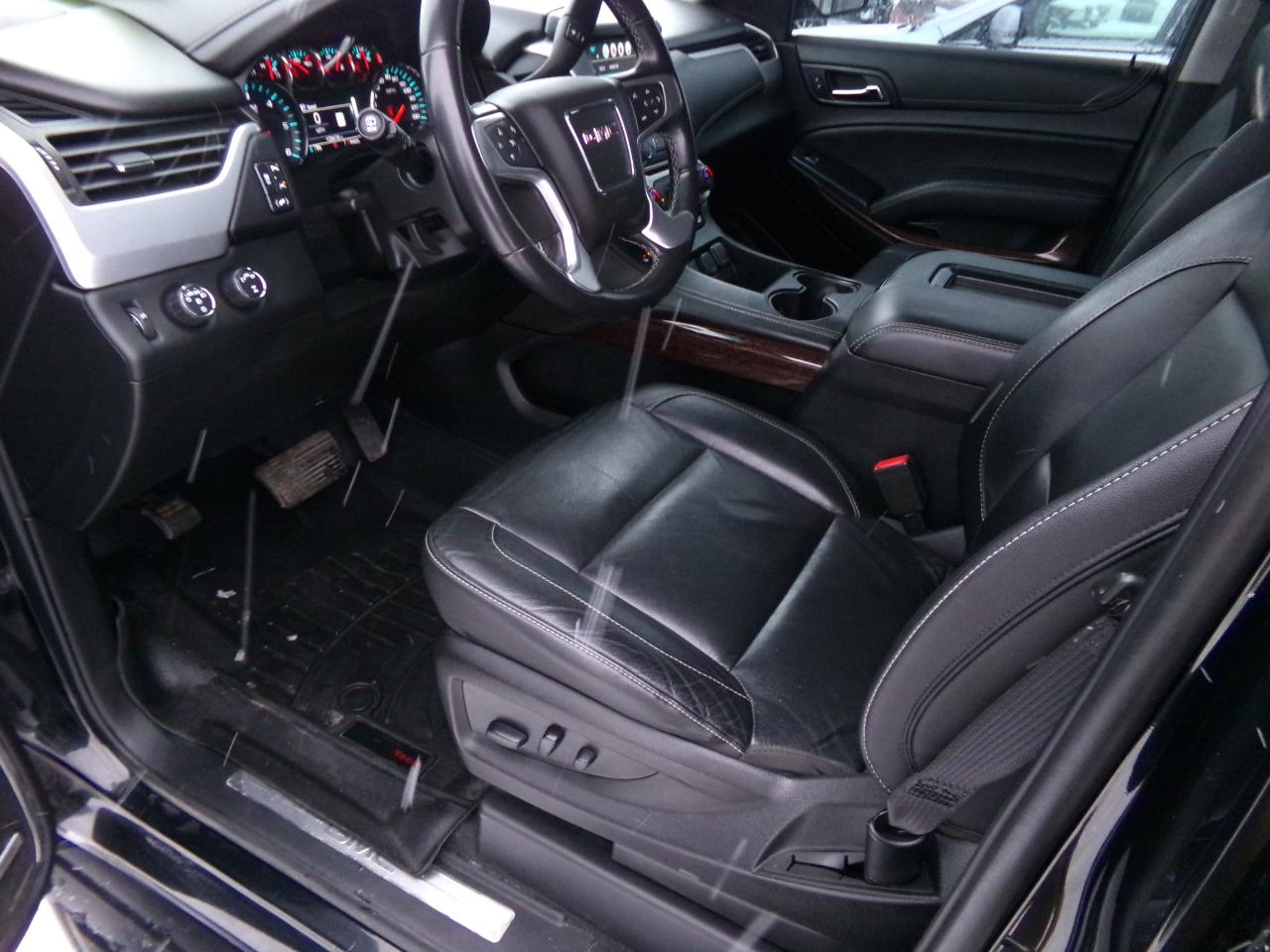 GMC Yukon XL 4WD 4dr SLT Standard Edition 2020