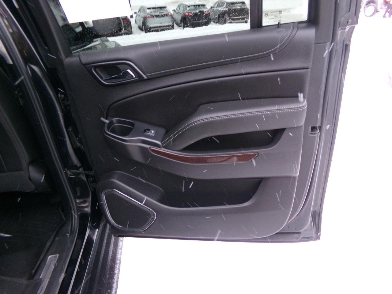 GMC Yukon XL 4WD 4dr SLT Standard Edition 2020