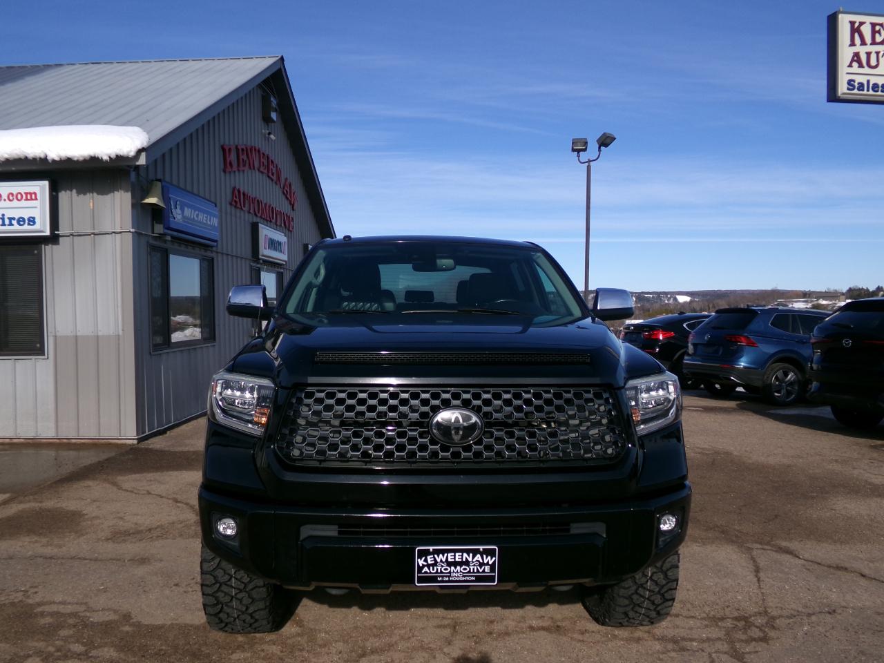 Toyota Tundra 4WD Platinum CrewMax 5.5' Bed 5.7L FFV (Natl) 2018