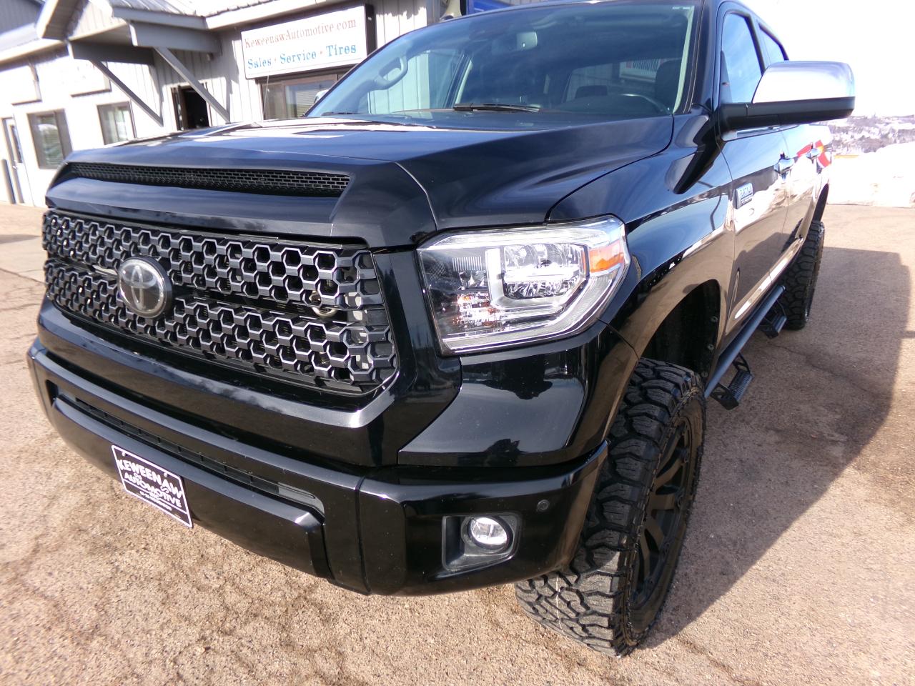 Toyota Tundra 4WD Platinum CrewMax 5.5' Bed 5.7L FFV (Natl) 2018