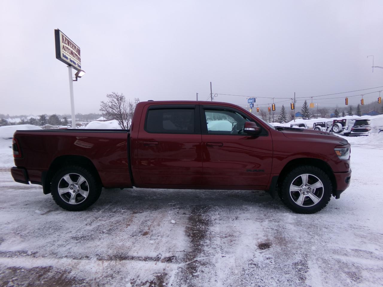 RAM 1500 Sport 4x4 Crew Cab 6'4" Box 2020