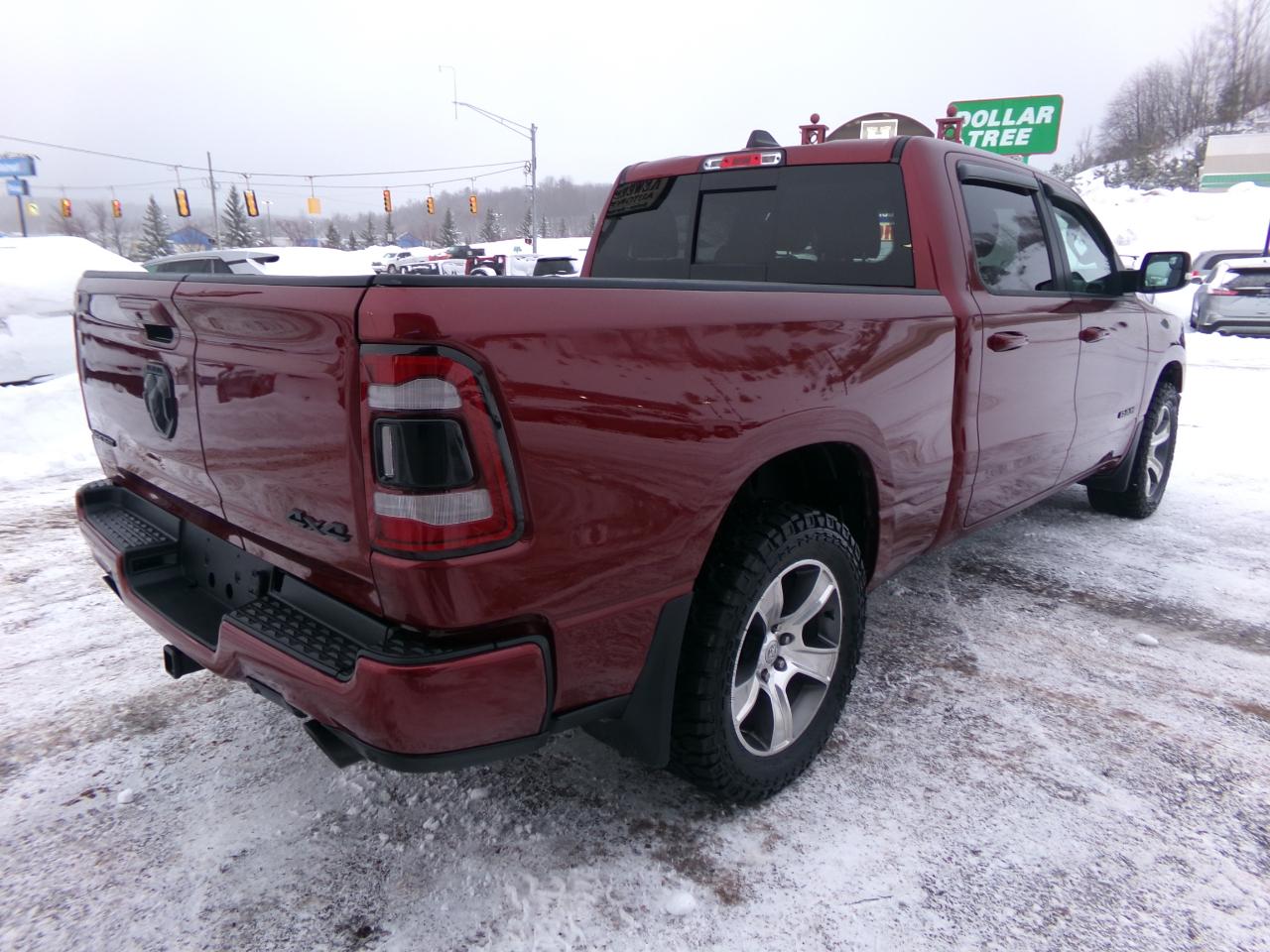 RAM 1500 Sport 4x4 Crew Cab 6'4" Box 2020