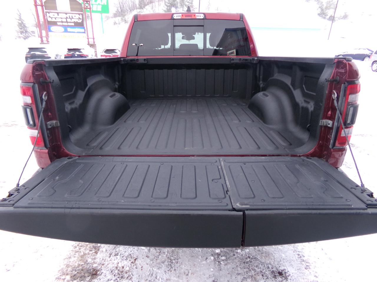 RAM 1500 Sport 4x4 Crew Cab 6'4" Box 2020