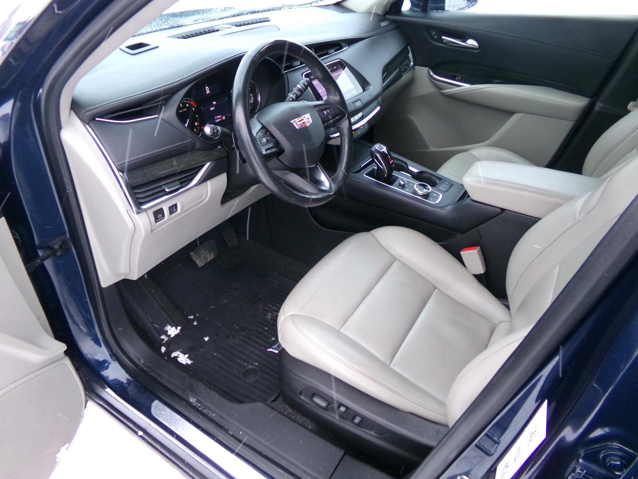 Cadillac XT4 AWD 4dr Premium Luxury 2019