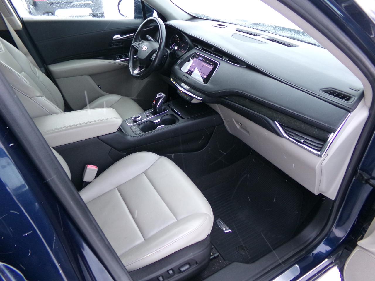 Cadillac XT4 AWD 4dr Premium Luxury 2019