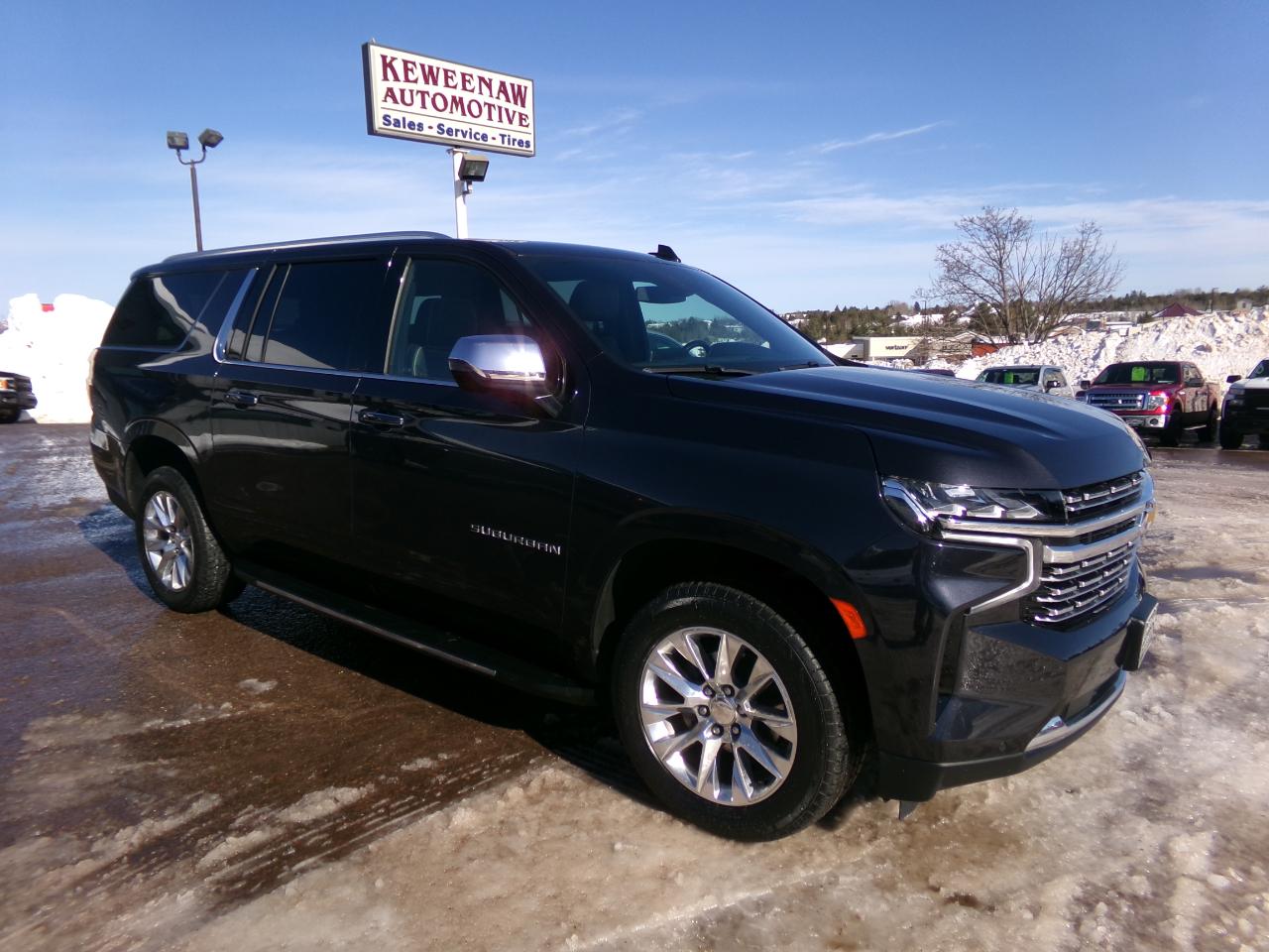 Chevrolet Suburban 4WD 4dr Premier 2023