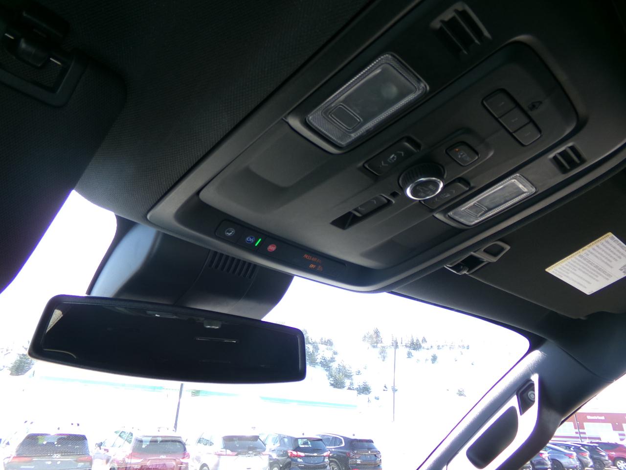 Chevrolet Suburban 4WD 4dr Premier 2023