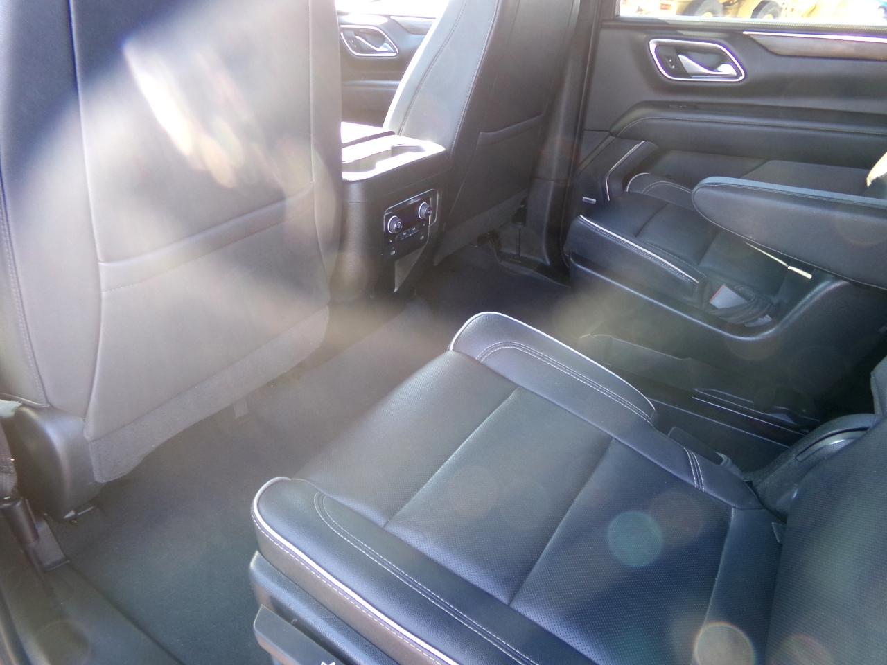 Chevrolet Suburban 4WD 4dr Premier 2023