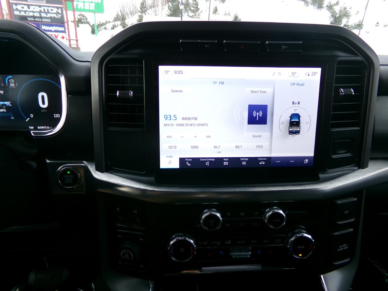 Ford F-150 Lariat 4WD SuperCrew 5.5' Box 2022