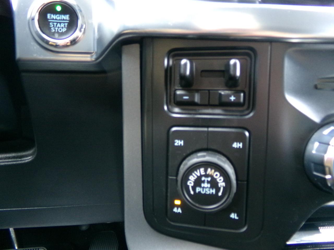 Ford F-150 Lariat 4WD SuperCrew 5.5' Box 2022