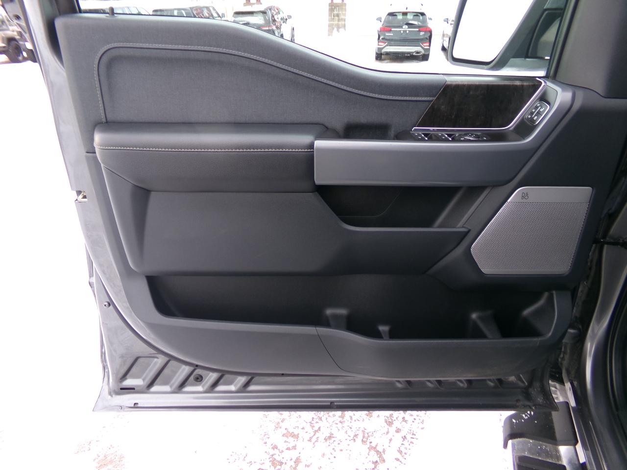 Ford F-150 Lariat 4WD SuperCrew 5.5' Box 2022