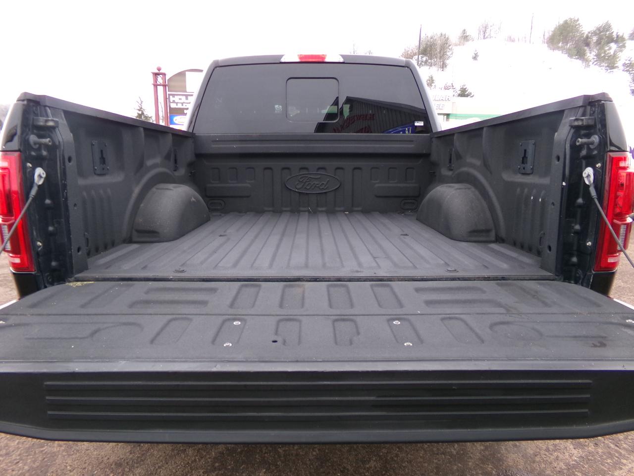 Ford F-150 4WD SuperCrew 145" Platinum 2016