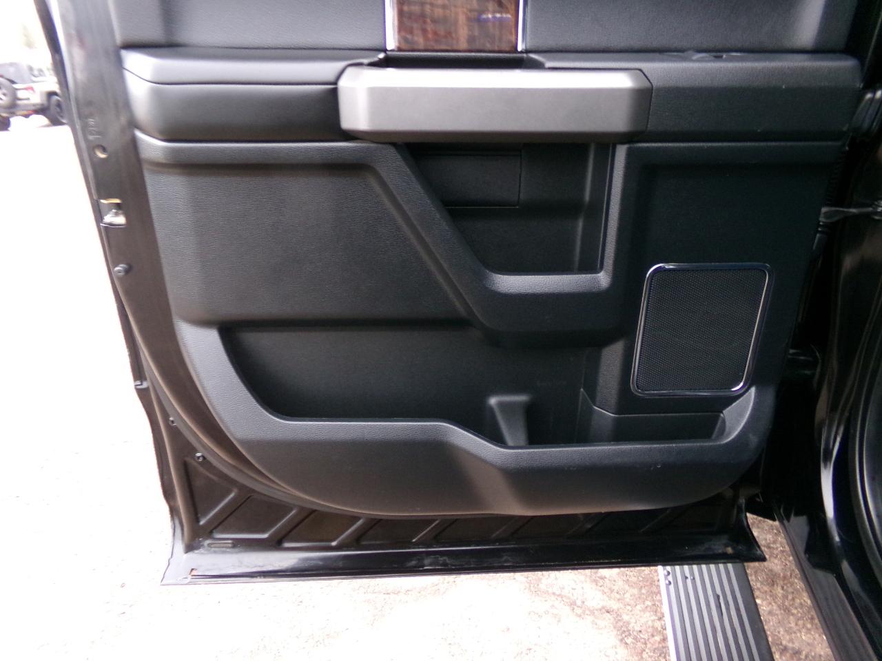 Ford F-150 4WD SuperCrew 145" Platinum 2016