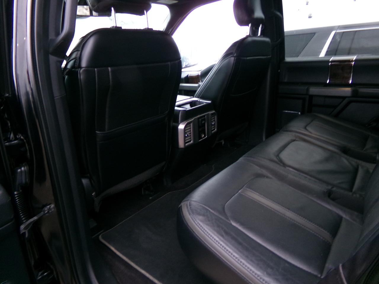 Ford F-150 4WD SuperCrew 145" Platinum 2016