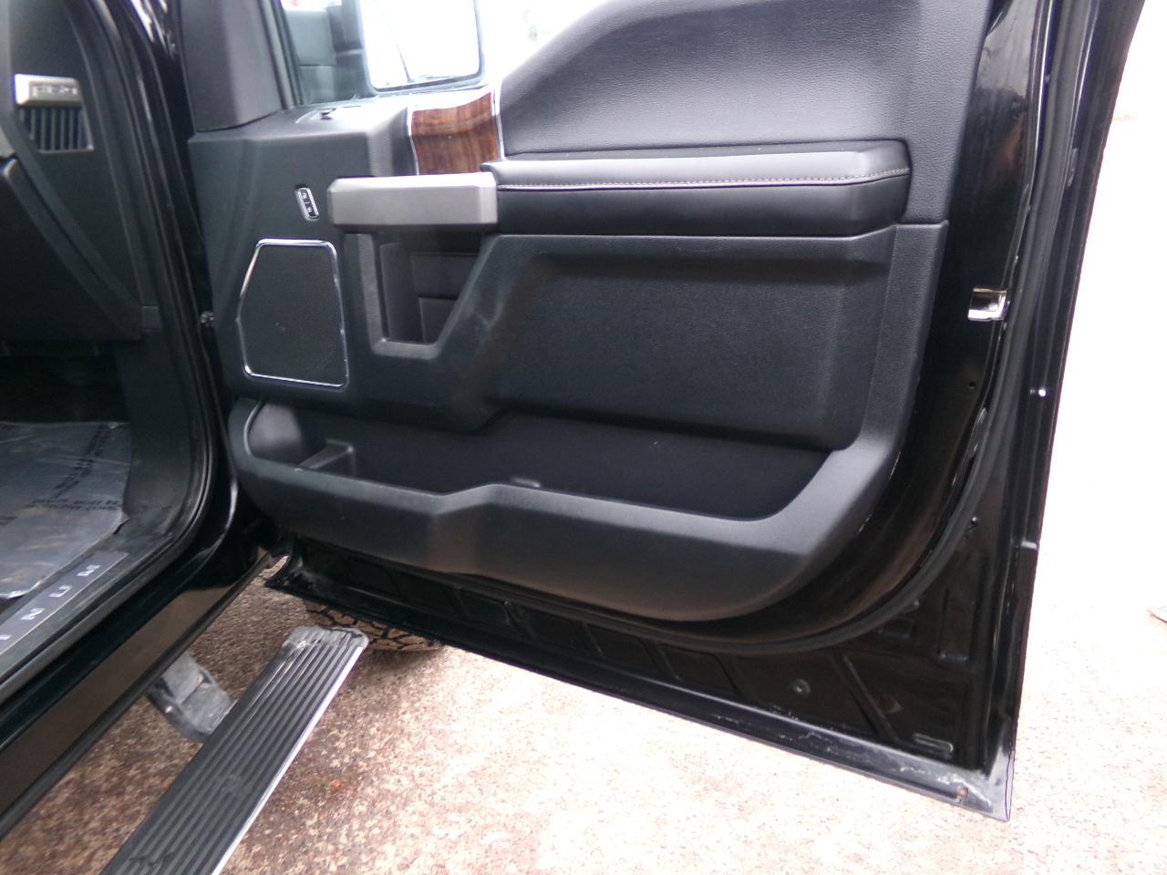 Ford F-150 4WD SuperCrew 145" Platinum 2016