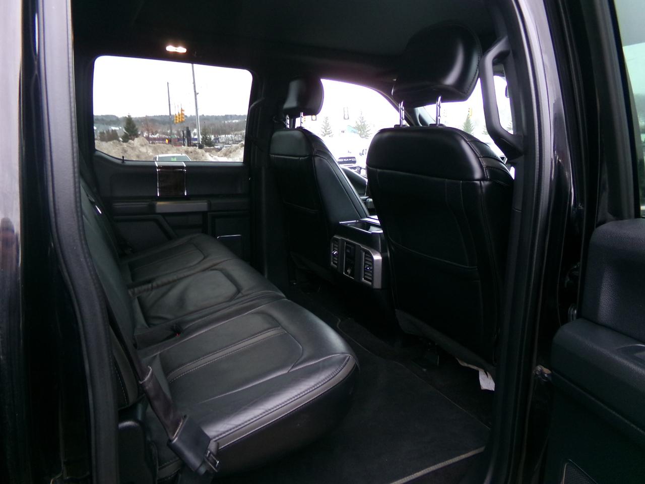 Ford F-150 4WD SuperCrew 145" Platinum 2016