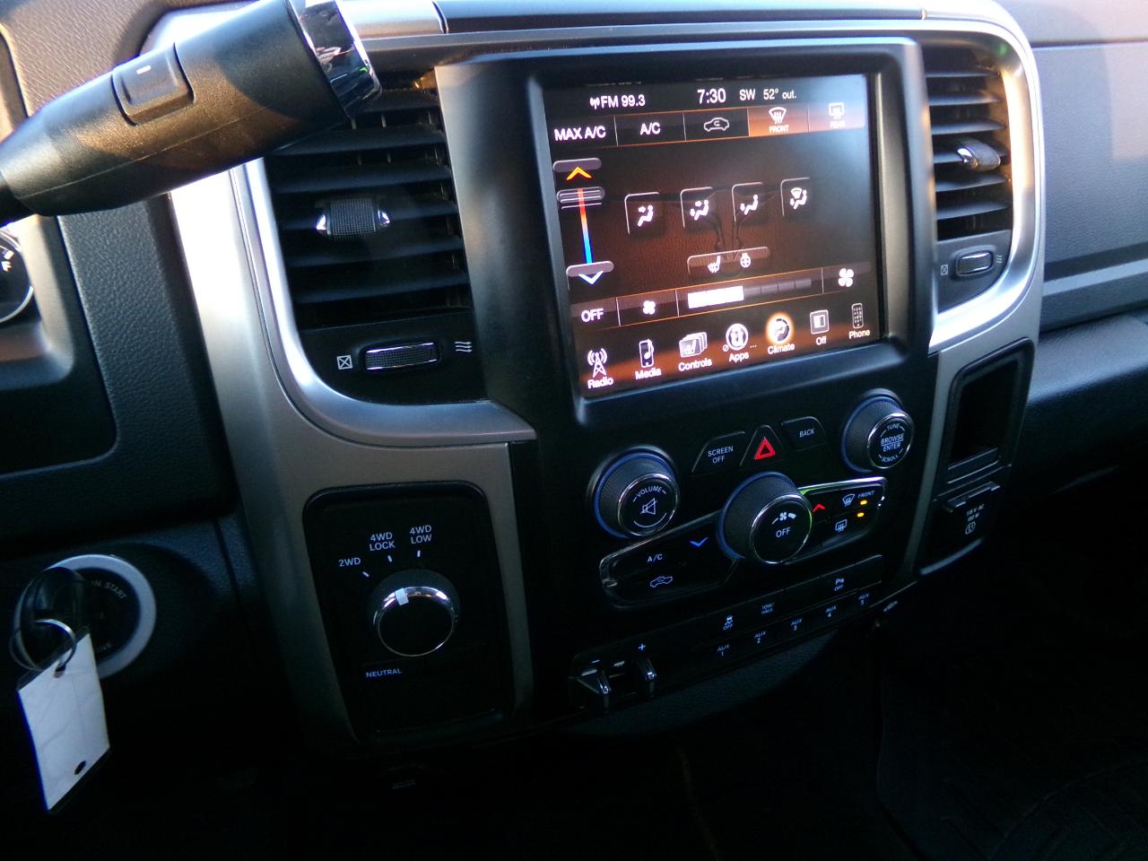 RAM 2500 4WD Crew Cab 149" Outdoorsman 2015