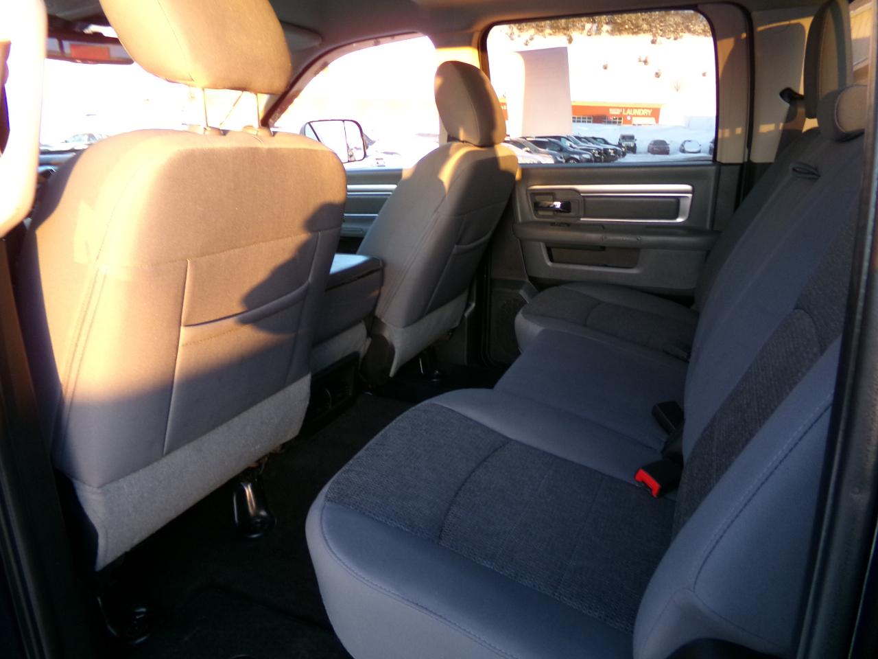 RAM 2500 4WD Crew Cab 149" Outdoorsman 2015