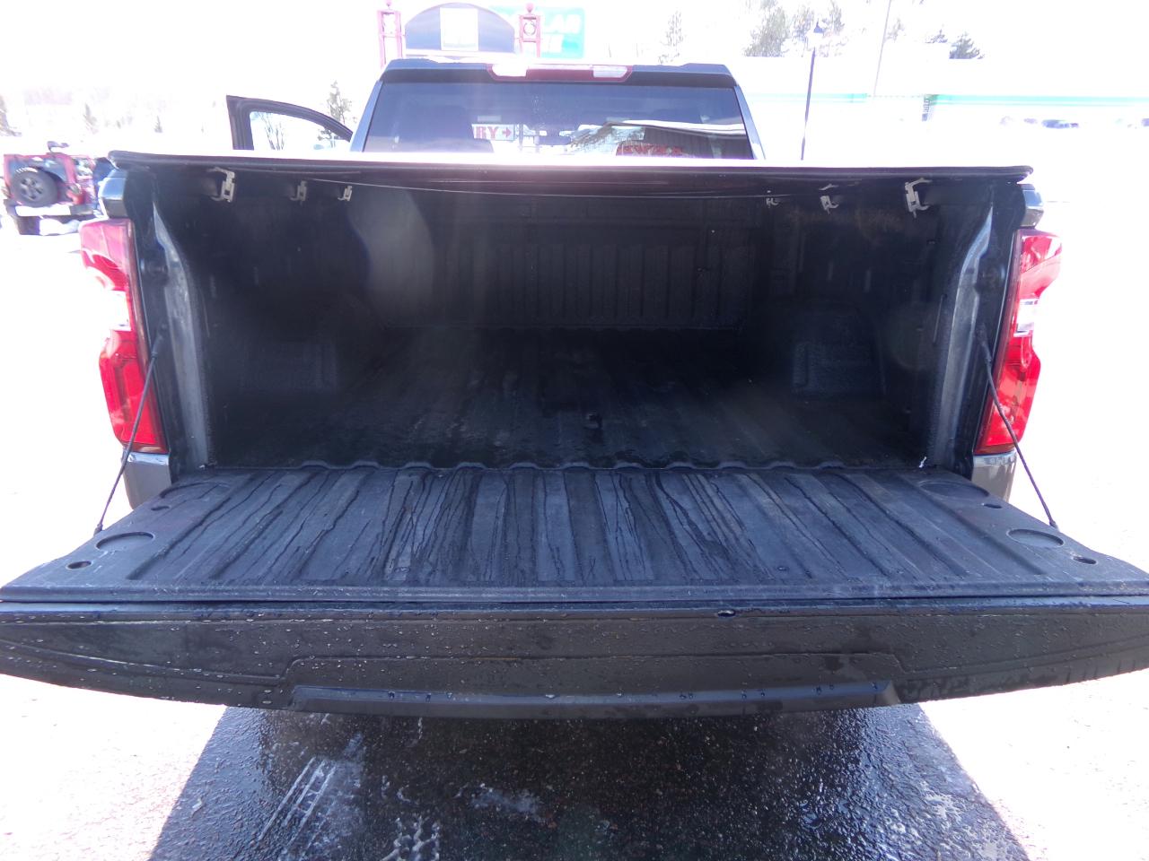 Chevrolet Silverado 1500 4WD Crew Cab 147" Custom Trail Boss 2019