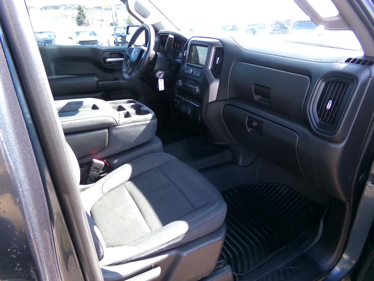 Chevrolet Silverado 1500 4WD Crew Cab 147" Custom Trail Boss 2019