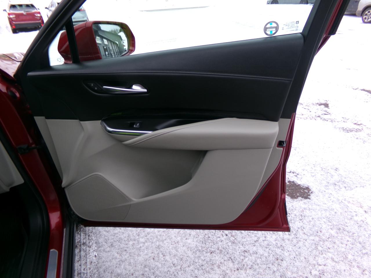 Cadillac XT4 AWD 4dr Premium Luxury 2019