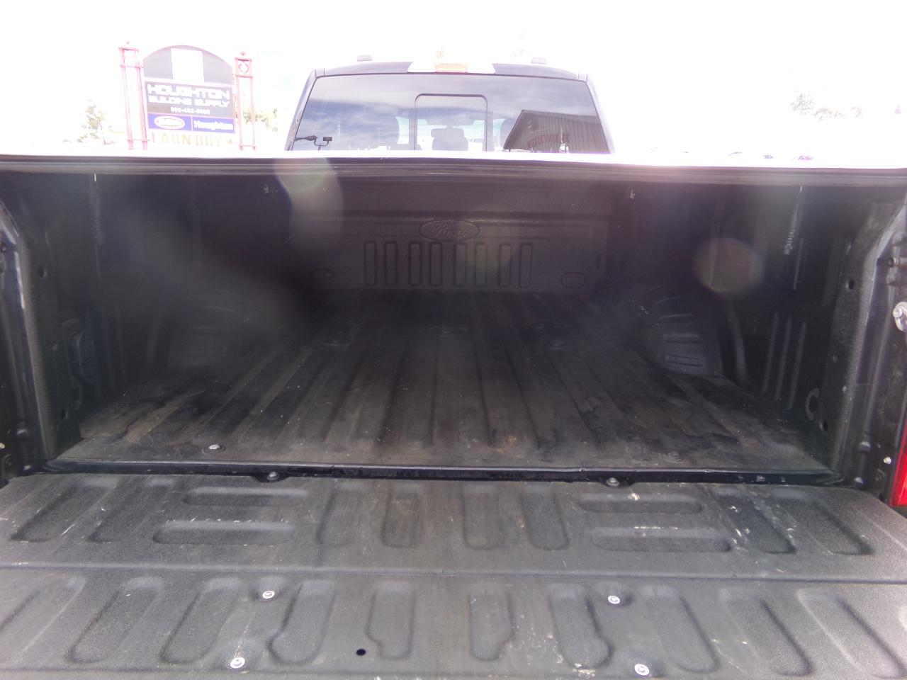 Ford Super Duty F-350 SRW Lariat 4WD SuperCab 8' Box 2020