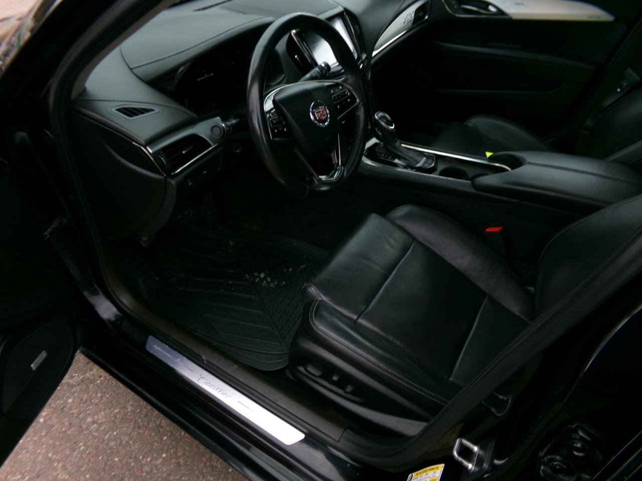 Cadillac ATS 4dr Sdn 2.0L Luxury AWD 2014