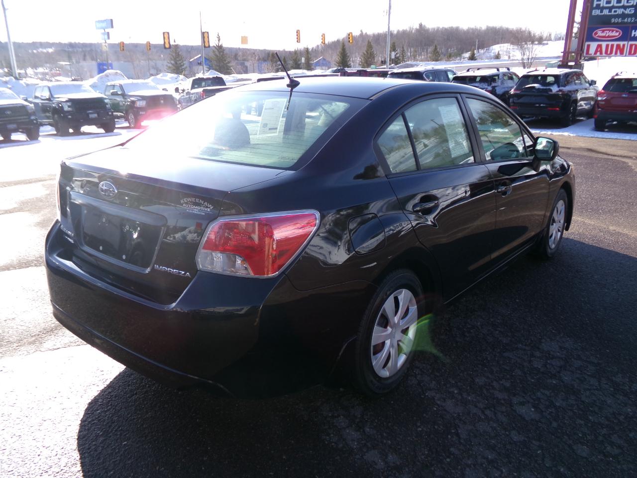 Subaru Impreza Sedan 4dr Auto 2.0i 2014