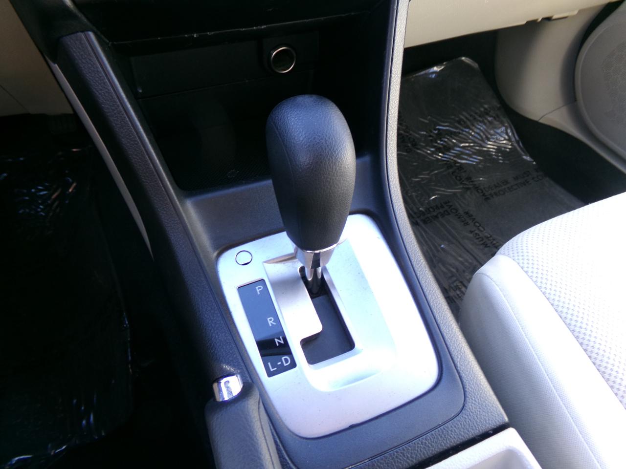 Subaru Impreza Sedan 4dr Auto 2.0i 2014