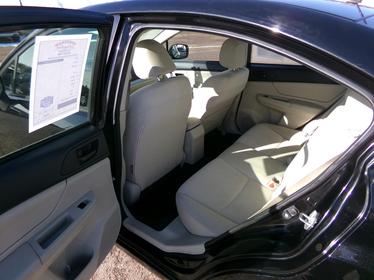 Subaru Impreza Sedan 4dr Auto 2.0i 2014