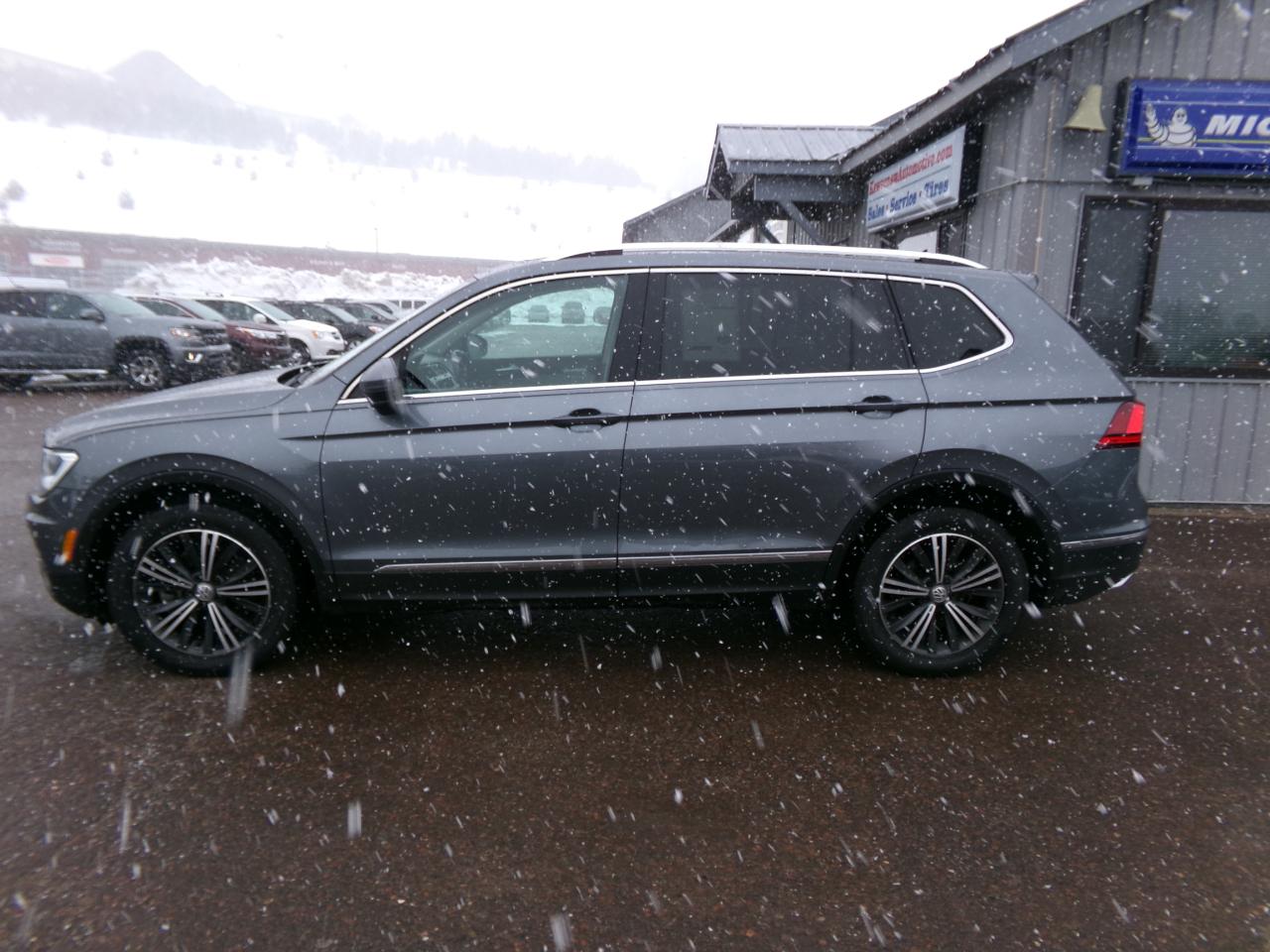 Volkswagen Tiguan 2.0T SEL R-Line Black 4MOTION 2019