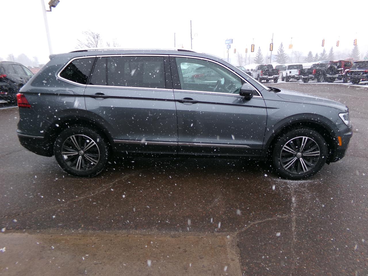 Volkswagen Tiguan 2.0T SEL R-Line Black 4MOTION 2019