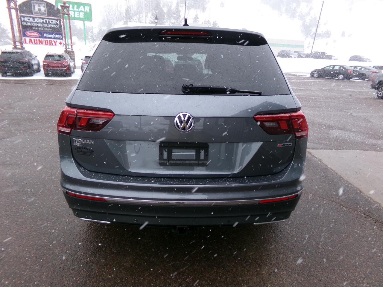 Volkswagen Tiguan 2.0T SEL R-Line Black 4MOTION 2019