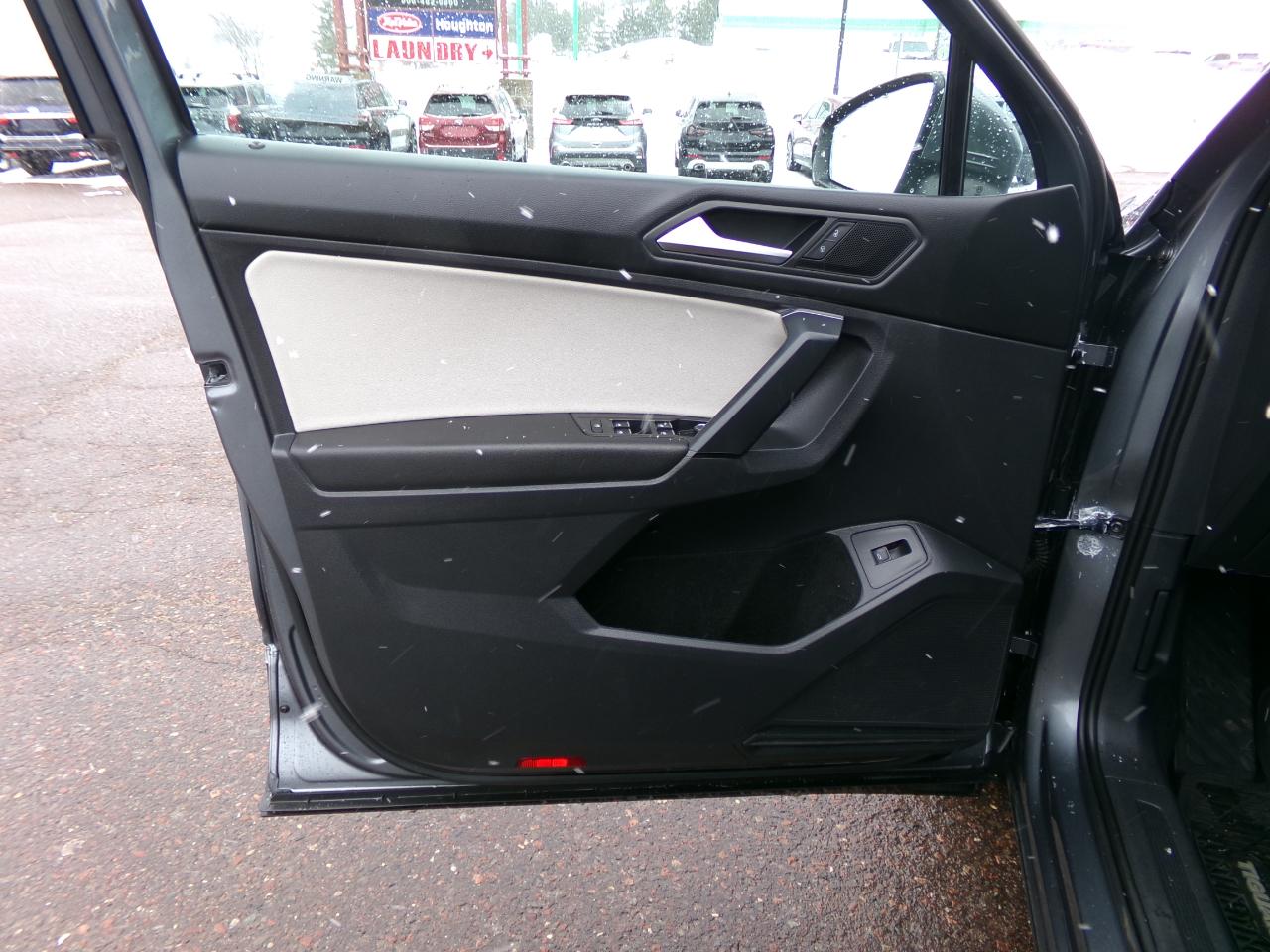 Volkswagen Tiguan 2.0T SEL R-Line Black 4MOTION 2019