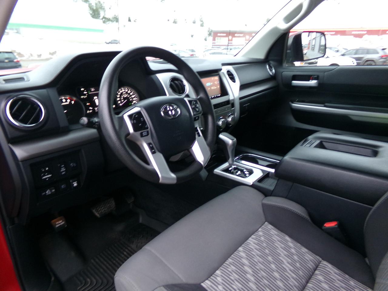 Toyota Tundra 4WD SR5 CrewMax 5.5' Bed 5.7L FFV (Natl) 2019