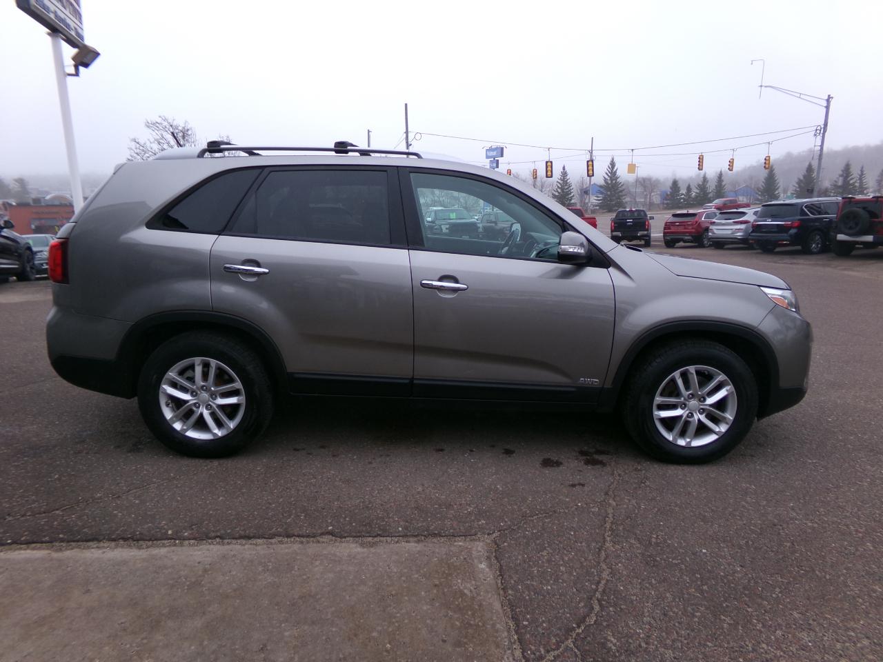 Kia Sorento AWD 4dr I4 LX 2015