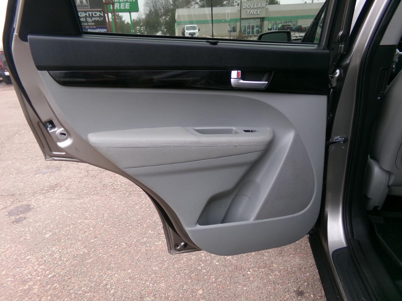 Kia Sorento AWD 4dr I4 LX 2015