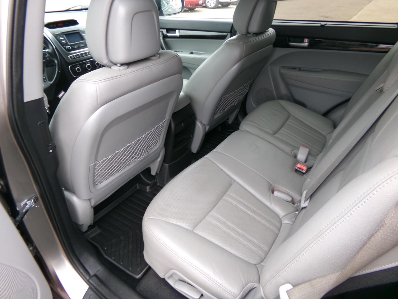 Kia Sorento AWD 4dr I4 LX 2015