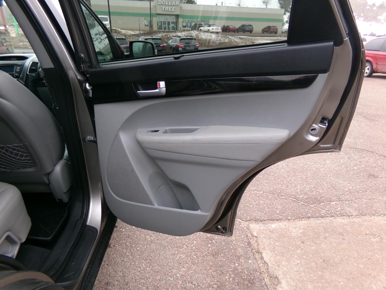 Kia Sorento AWD 4dr I4 LX 2015