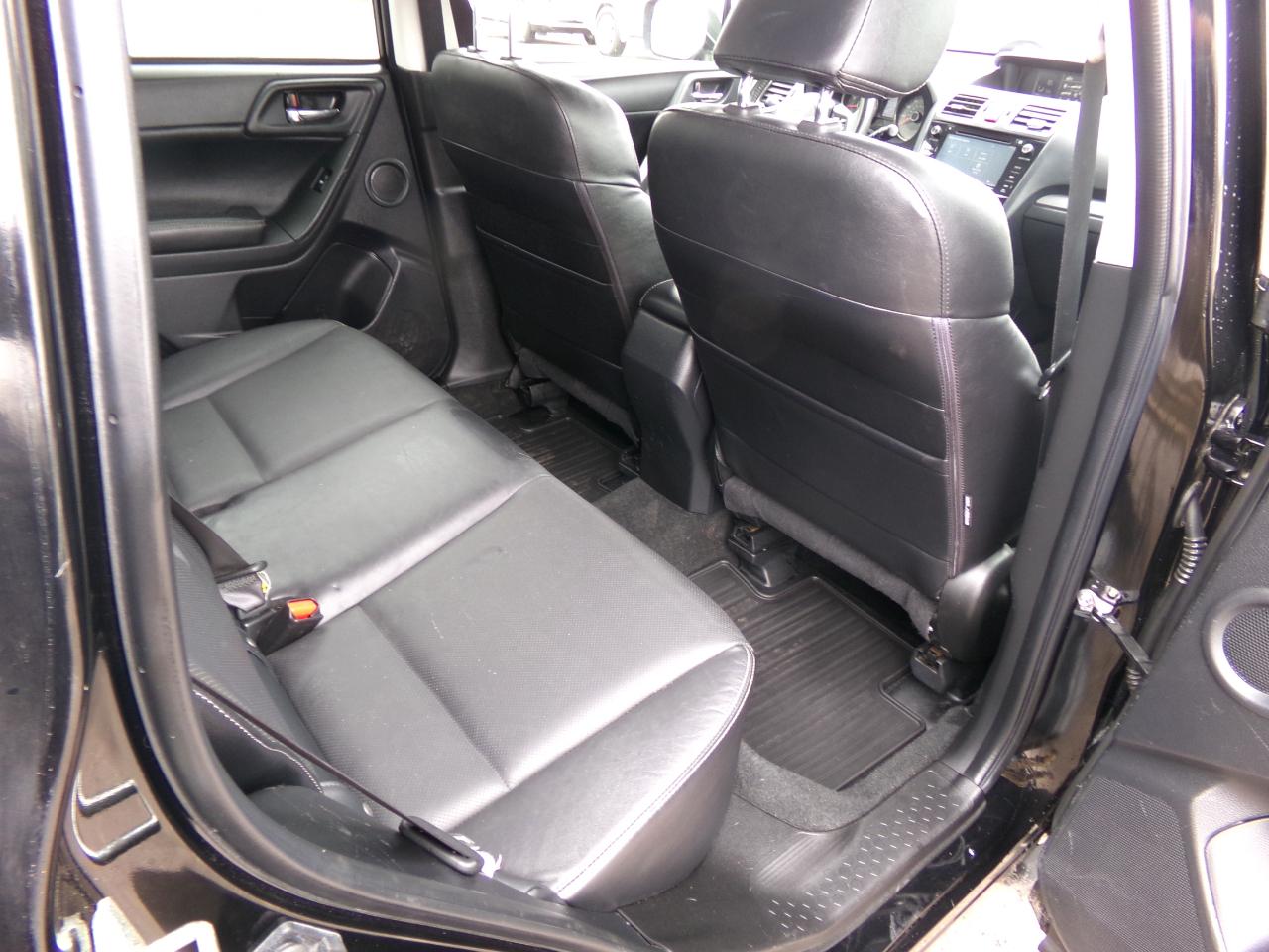 Subaru Forester 4dr CVT 2.5i Limited PZEV 2016