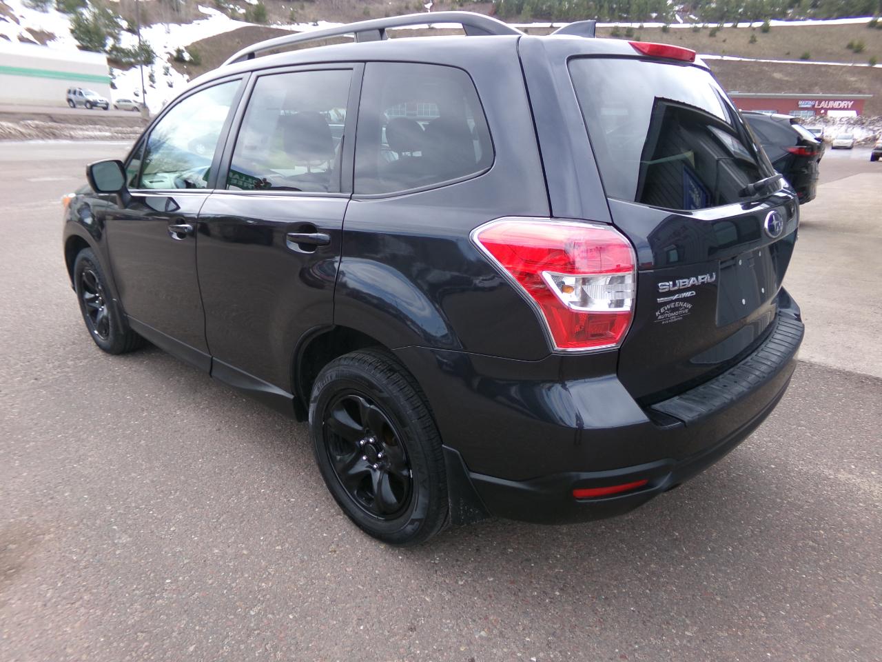 Subaru Forester 4dr CVT 2.5i Premium PZEV 2016