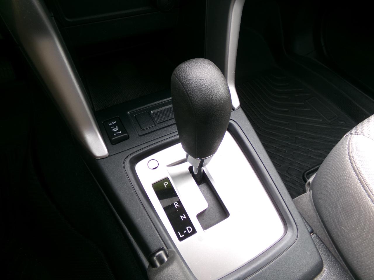 Subaru Forester 4dr CVT 2.5i Premium PZEV 2016