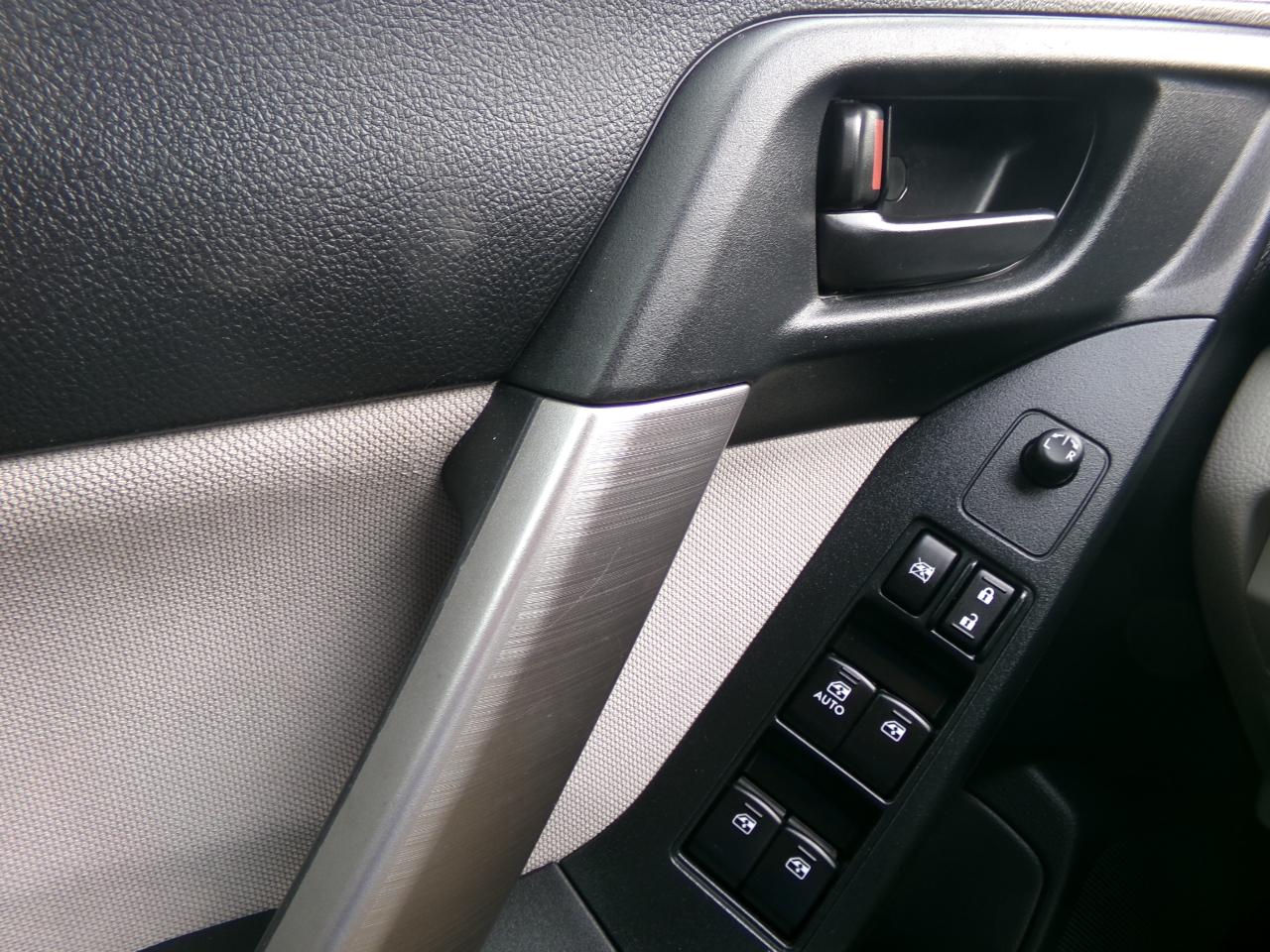 Subaru Forester 4dr CVT 2.5i Premium PZEV 2016