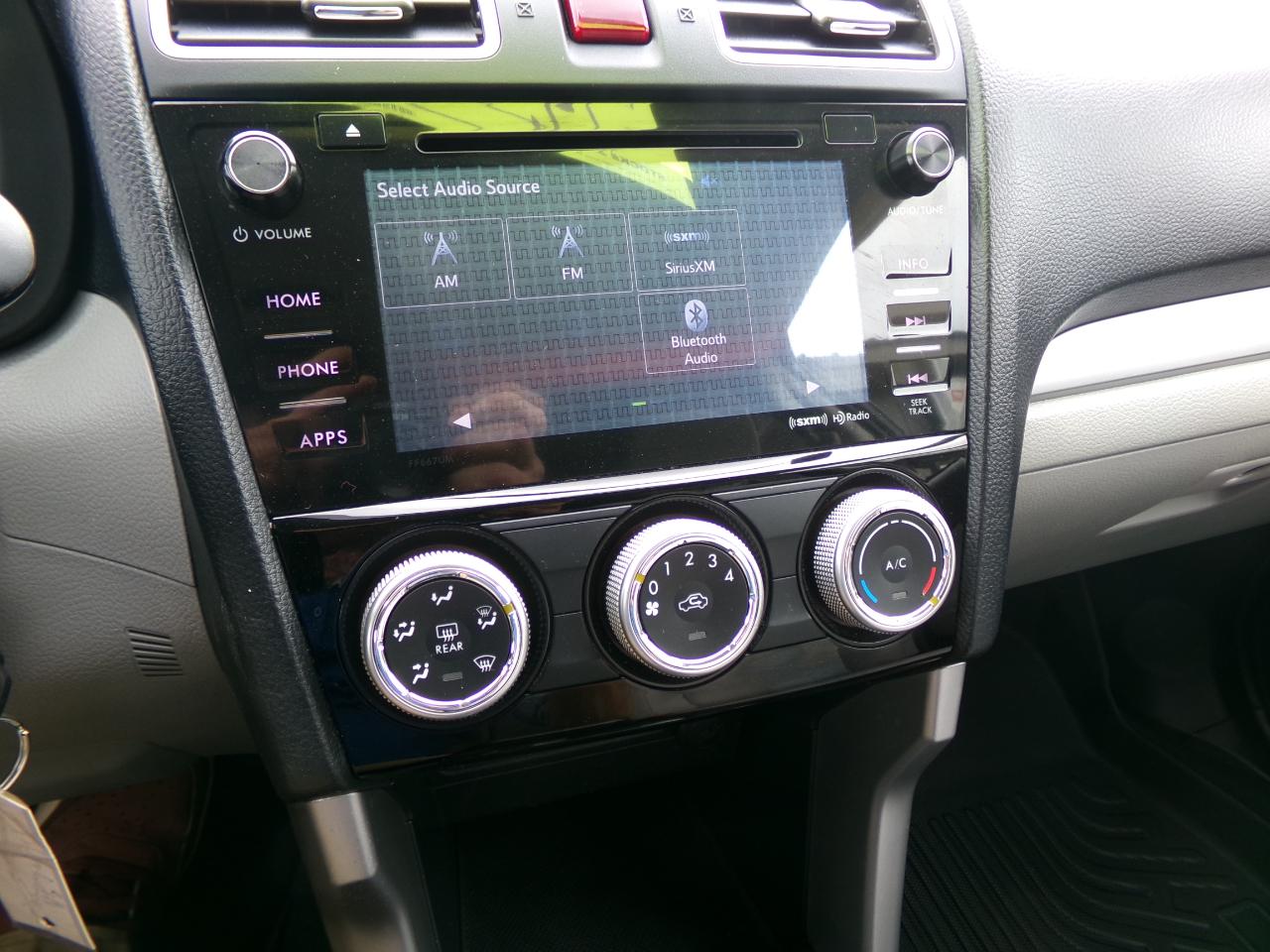 Subaru Forester 4dr CVT 2.5i Premium PZEV 2016