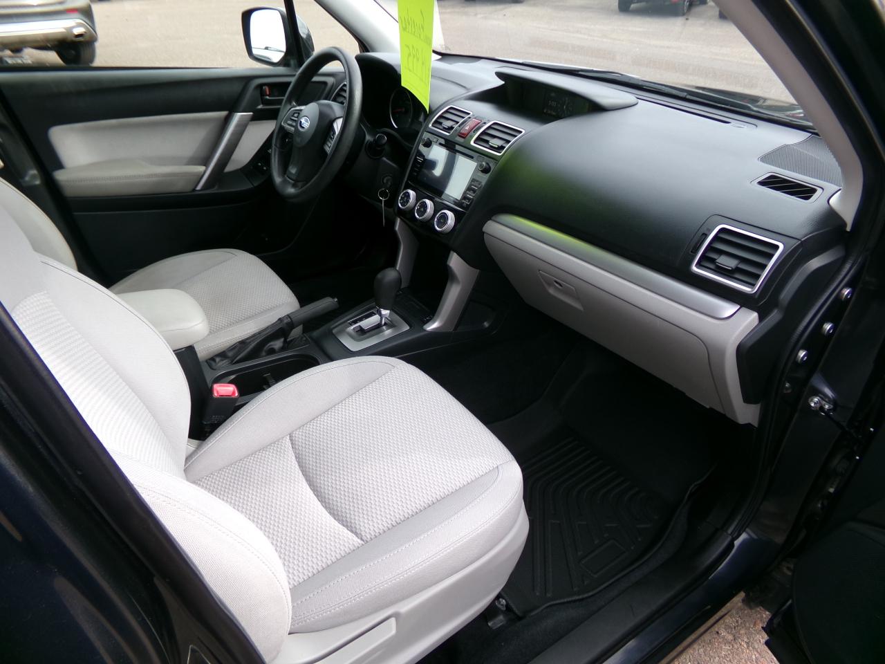 Subaru Forester 4dr CVT 2.5i Premium PZEV 2016