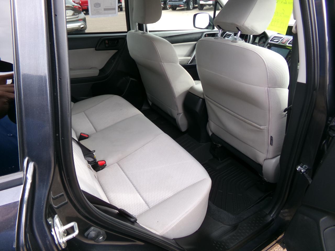 Subaru Forester 4dr CVT 2.5i Premium PZEV 2016