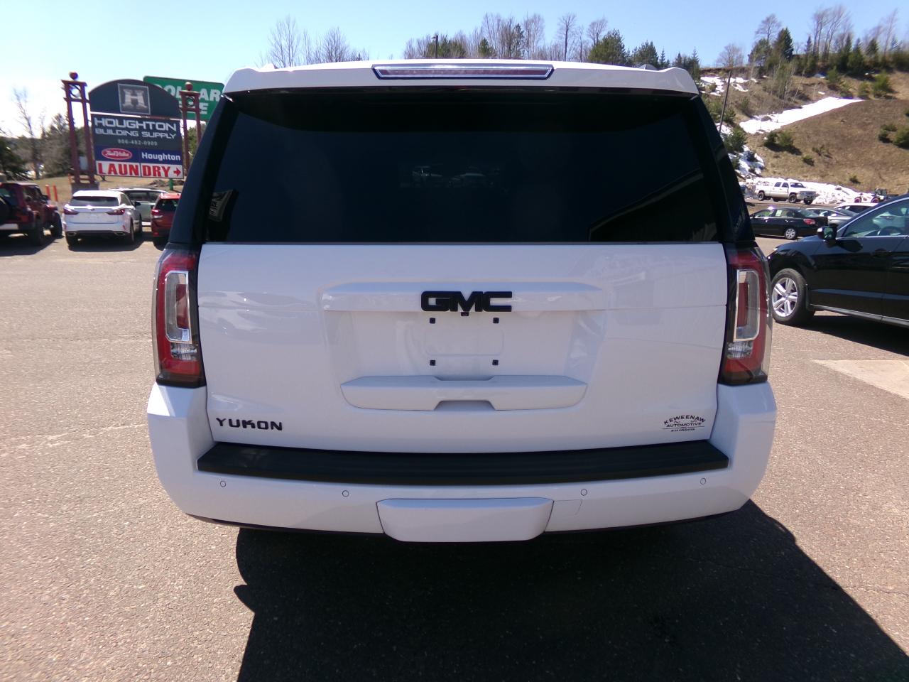 GMC Yukon 4WD 4dr SLT 2018